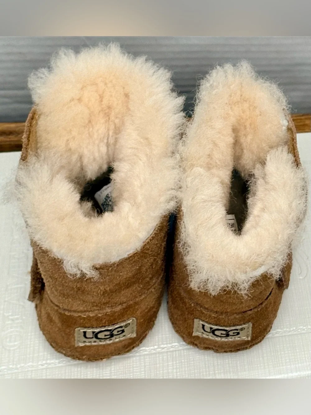 UGG adorable classic